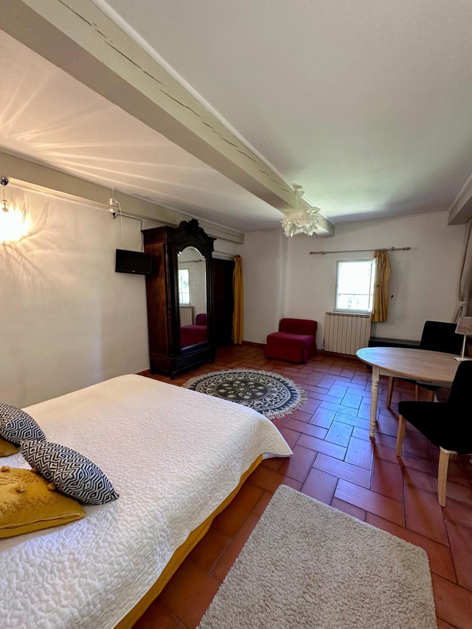 Moulin D'Antelon B&B Crillon-le-Brave Eksteriør billede